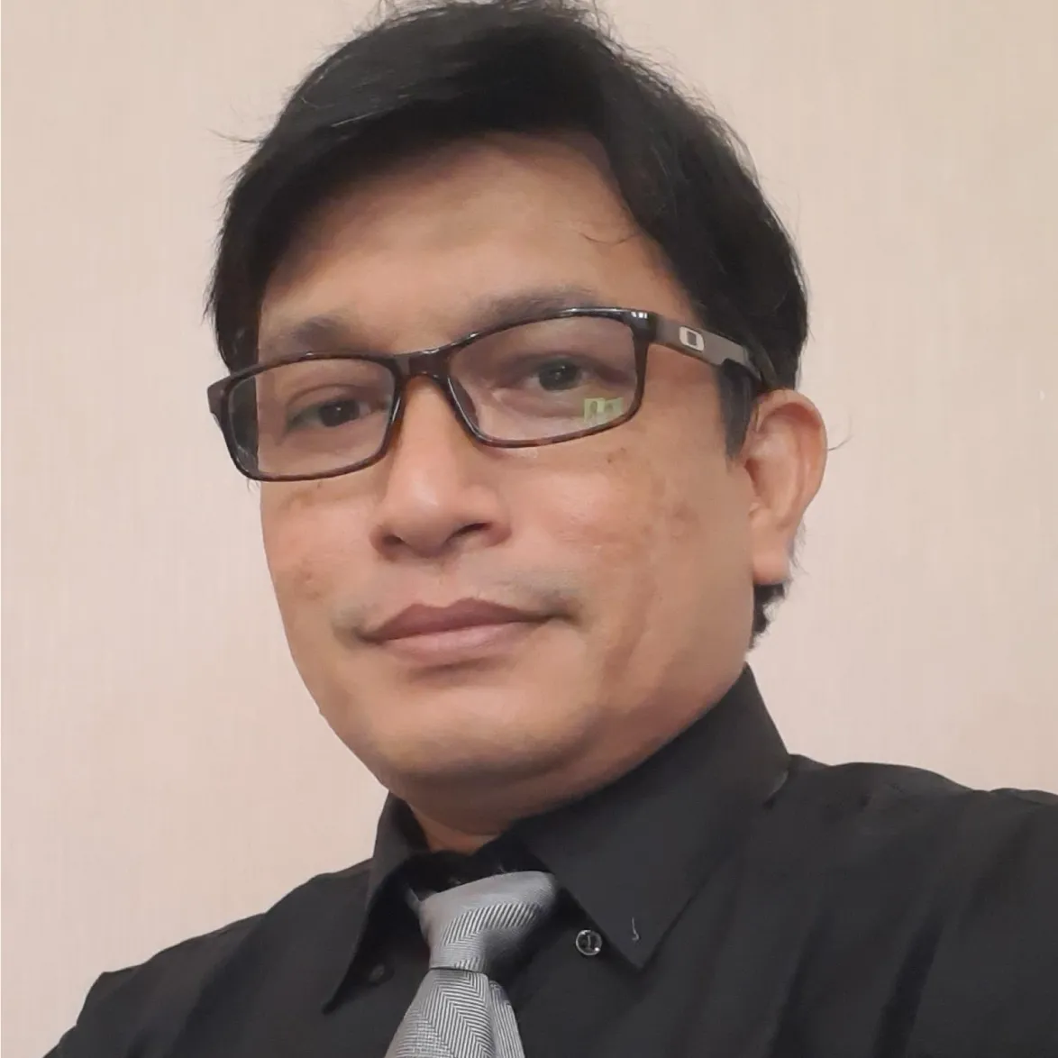 https://konten.usu.ac.id/storage/year/2025-02/satker/2/statis/staff/Prof. Zulkarnain, Ph.D, Psikolog.webp